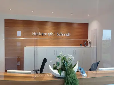 Herr Dr. med. Marcus Schmidt