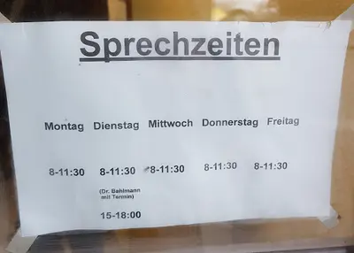 Herr Peter Henninger