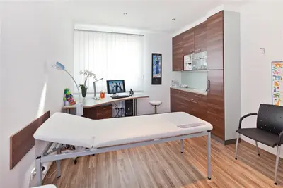 Fachärztin für Allgemeinmedizin Karola L. Förtsch