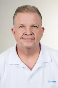 Herr Dr. med. Michael Ammen