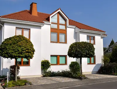 Hausarztpraxis Rosbach - Dr. Florian Schmidt, Dr. Victoria Sieber, Dr. Sabine Benthaus