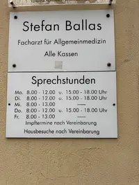 Dr. Stefan Ballas