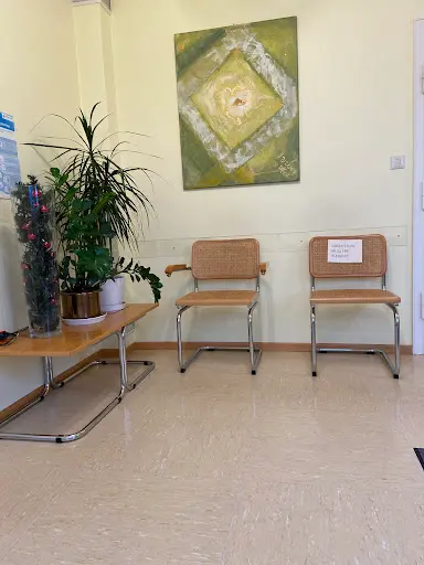 Frau Dr. med. Bettina Tuti
