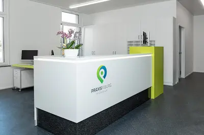 Hausarzt Praxis Riburg im Zentrum