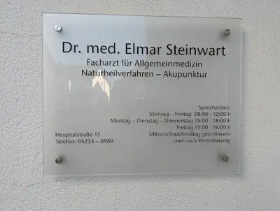 Herr Dr. med. Elmar Steinwart
