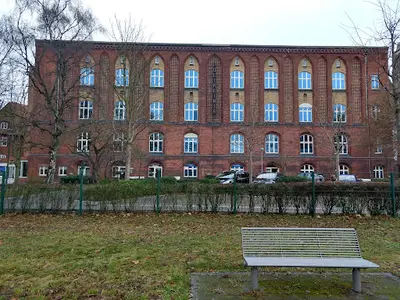 Frau Dr. med. Annegret Kuwert