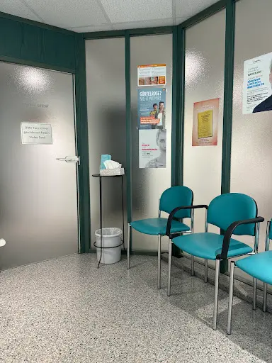 Dr. med. Jawid Shariati - Internistische Hausarztpraxis I Notfallmedizin