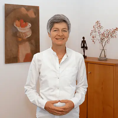 Dr. med. Andrea Mozer