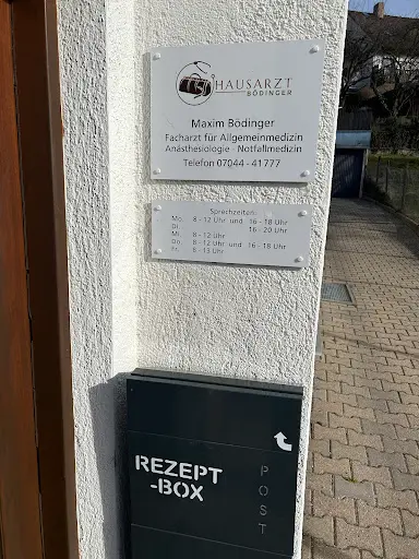 Hausarzt Dr. Bödinger