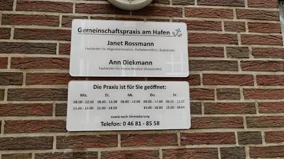 Gemeinschaftspraxis am Hafen | Janet Rossmann / Ann Diekmann