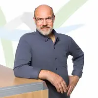 Herr Markus Bugenings