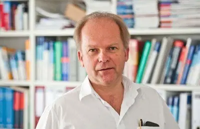 Dr. Marc Block